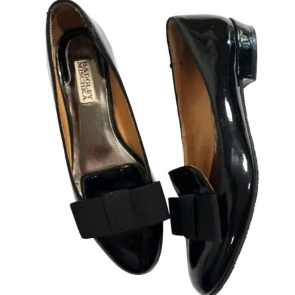 Badgley Mischka Patent Leather Tuxedo Flats in Black